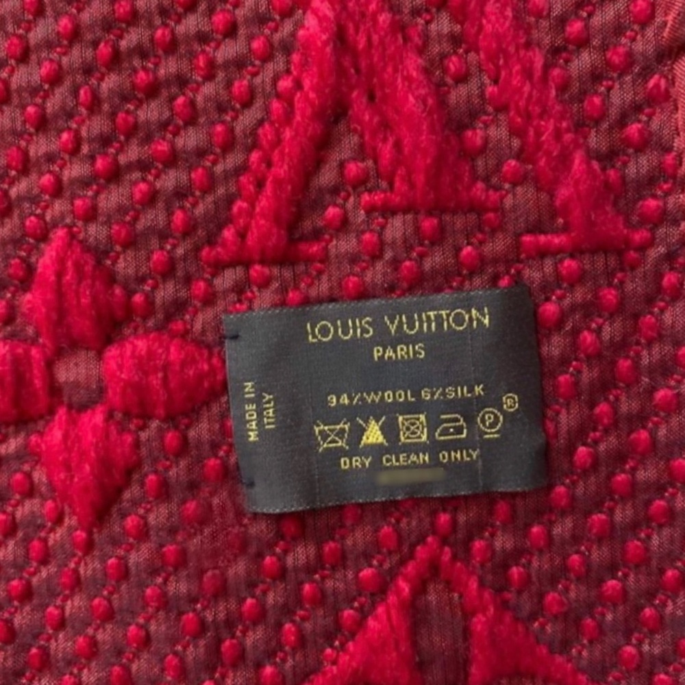 Lv Scarf - image 5